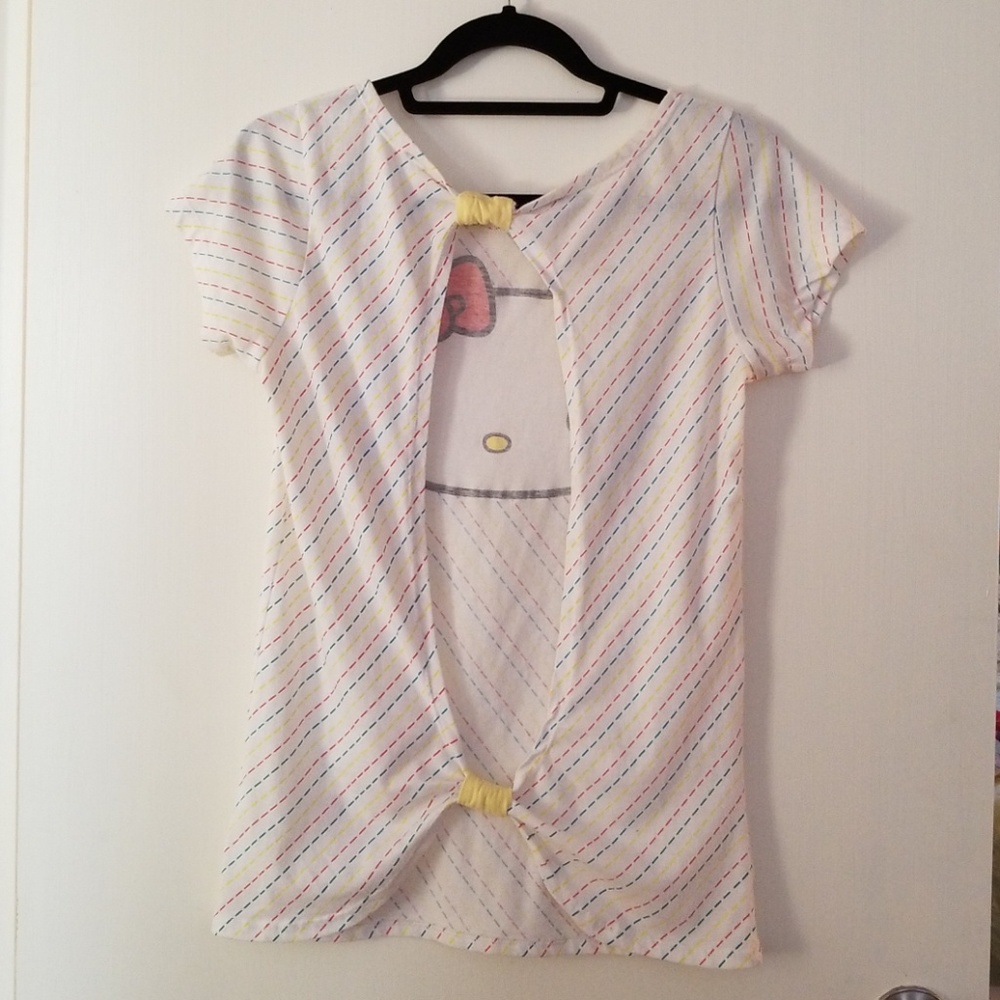 Hello Kitty Open Back Tee - Picture 2 of 2